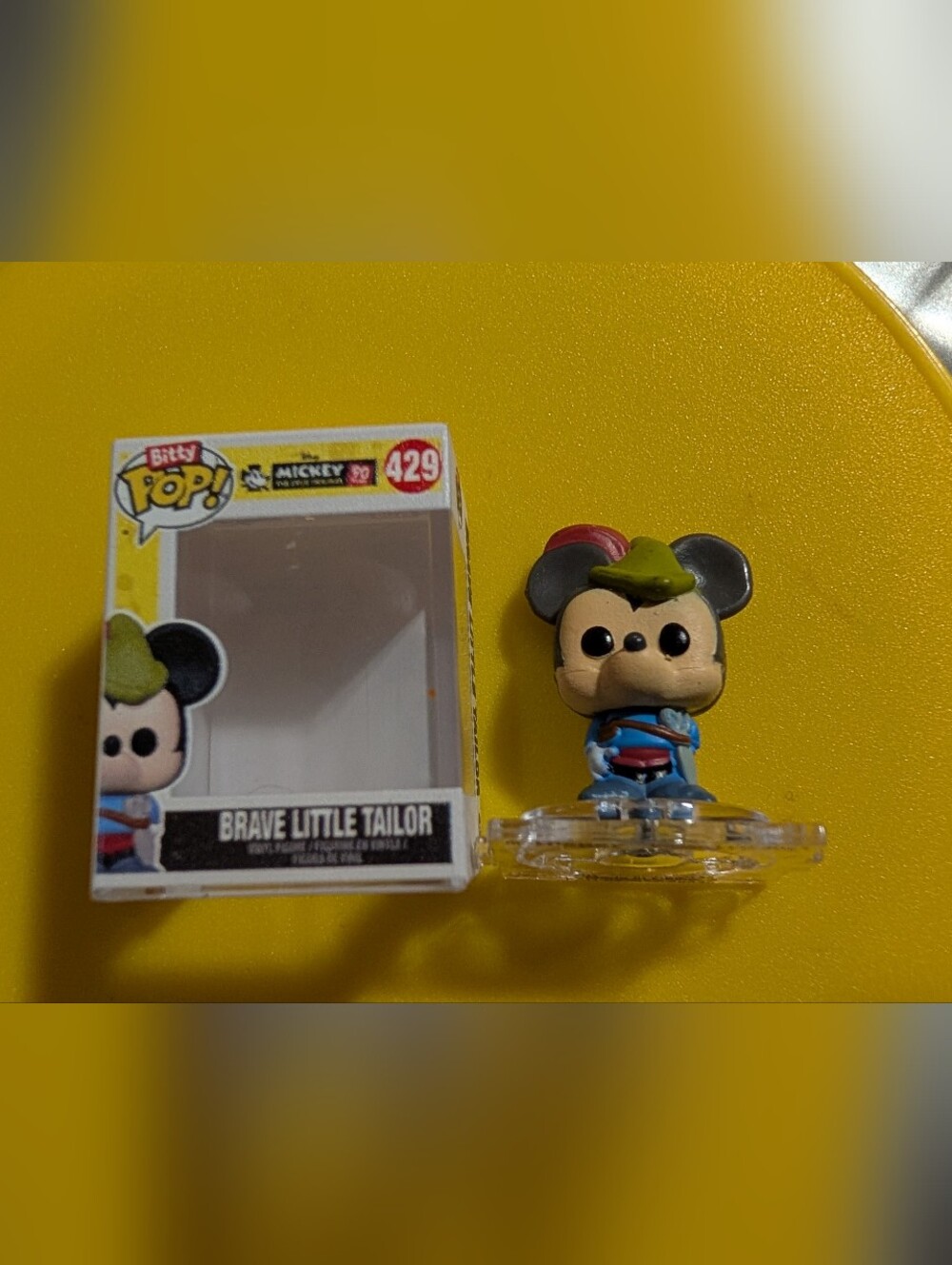 Disney Funko Pop Bitty -Mickey Mouse Brave Litter Tailor ( Like New)